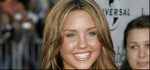 Amanda Bynes Porn Captions - Amanda Bynes Has 300 Hours To Complete In School
